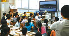 【Picture】The Children Ate Grilled Fish and Learned Where Each Bone Was Found